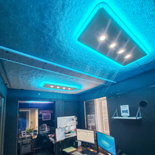 Load image into Gallery viewer, Studio Light