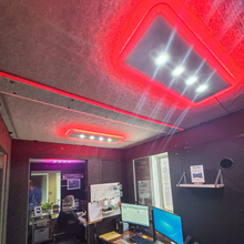 Load image into Gallery viewer, Studio Light